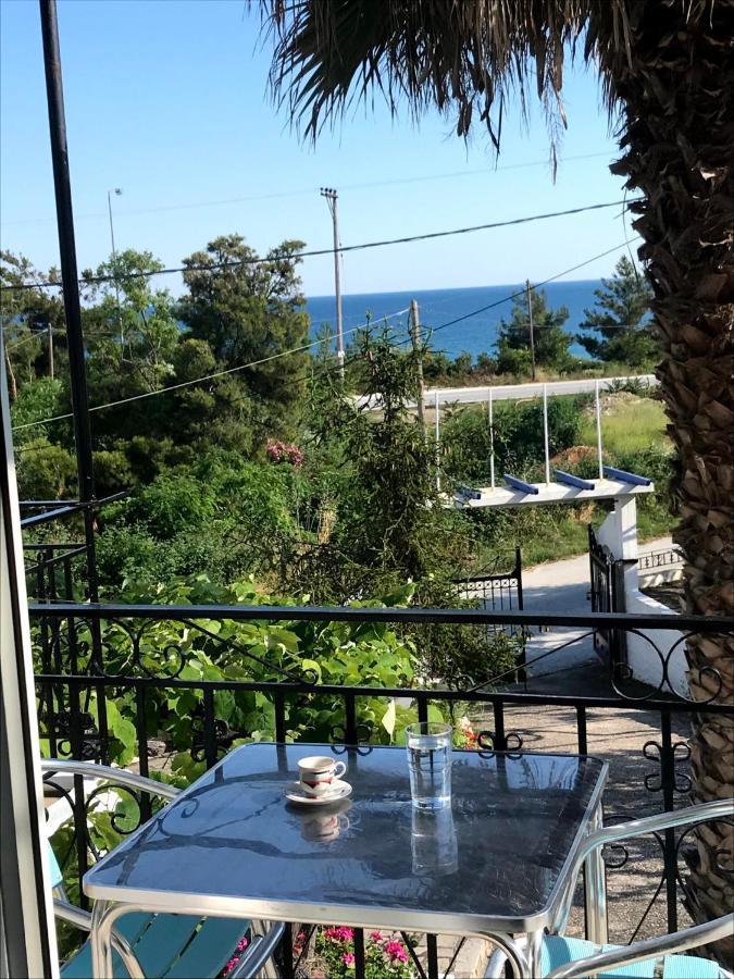Armeno Studios Лименария Екстериор снимка